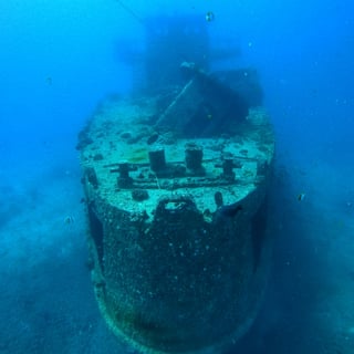 Scuba Dive / Snorkel a Ship Wreck & Reef Tour Honolulu