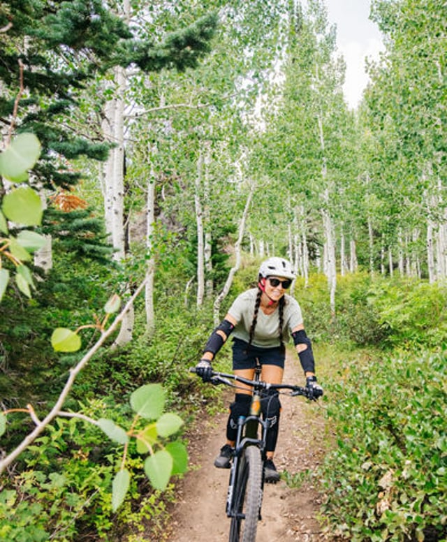 Can-Ski Creekside Bike Rentals Mountain Path Bikes