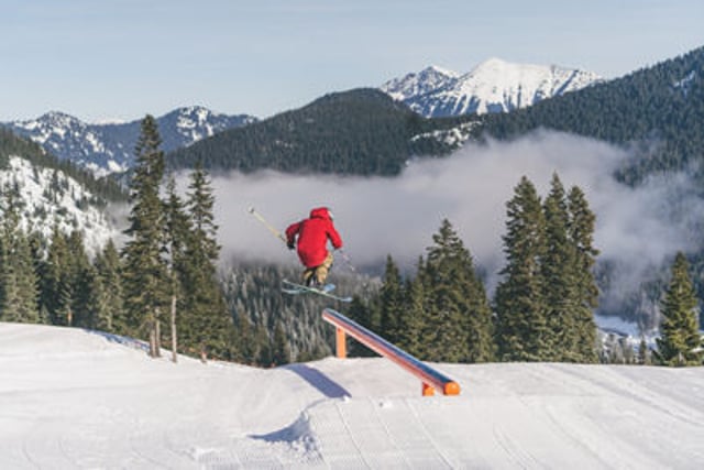 Breeze Ski Snowboard Rentals Lakewood Denver