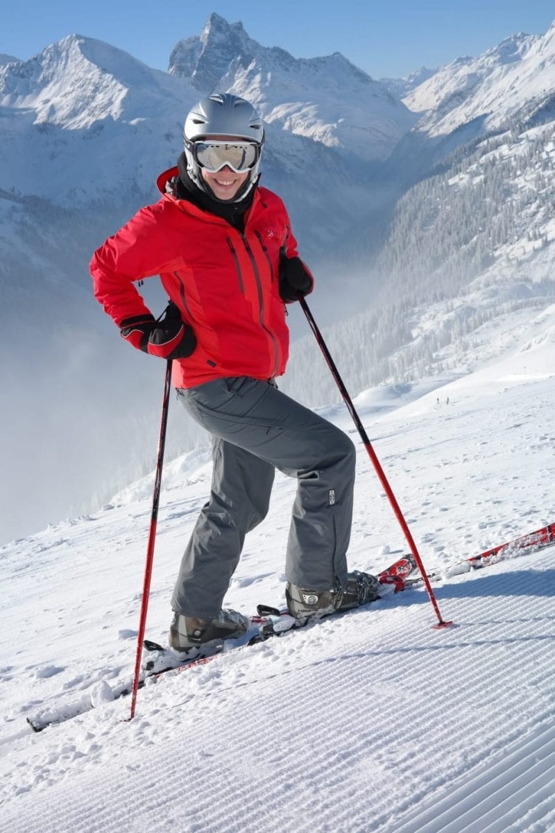 16 Things To Wear Skiing (and not to) and Snowboarding